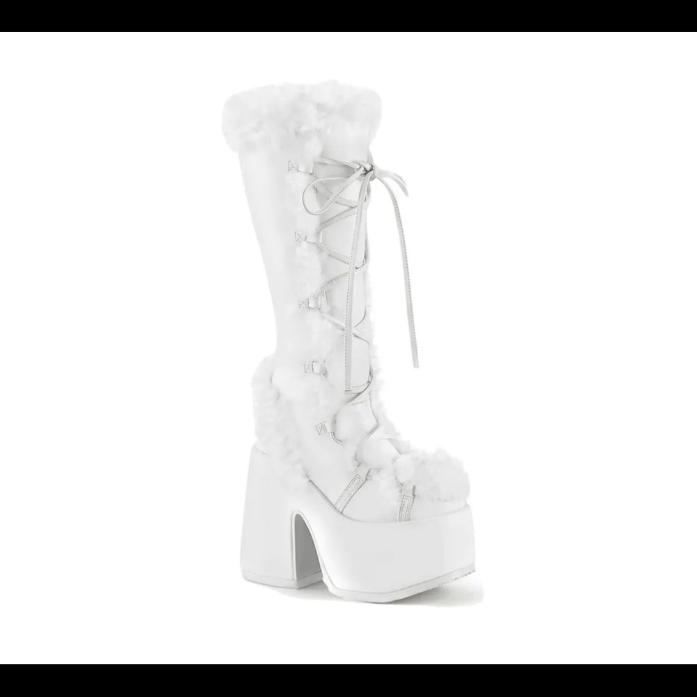 Demonia camel-311 platform boots